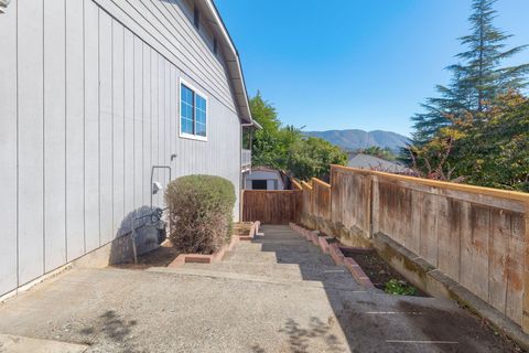 Tiny photo for 2203 NW Juliet Lane, Grants Pass, OR 97526 (MLS # 220210826)