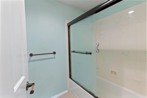 Tiny photo for 2203 NW Juliet Lane, Grants Pass, OR 97526 (MLS # 220210826)