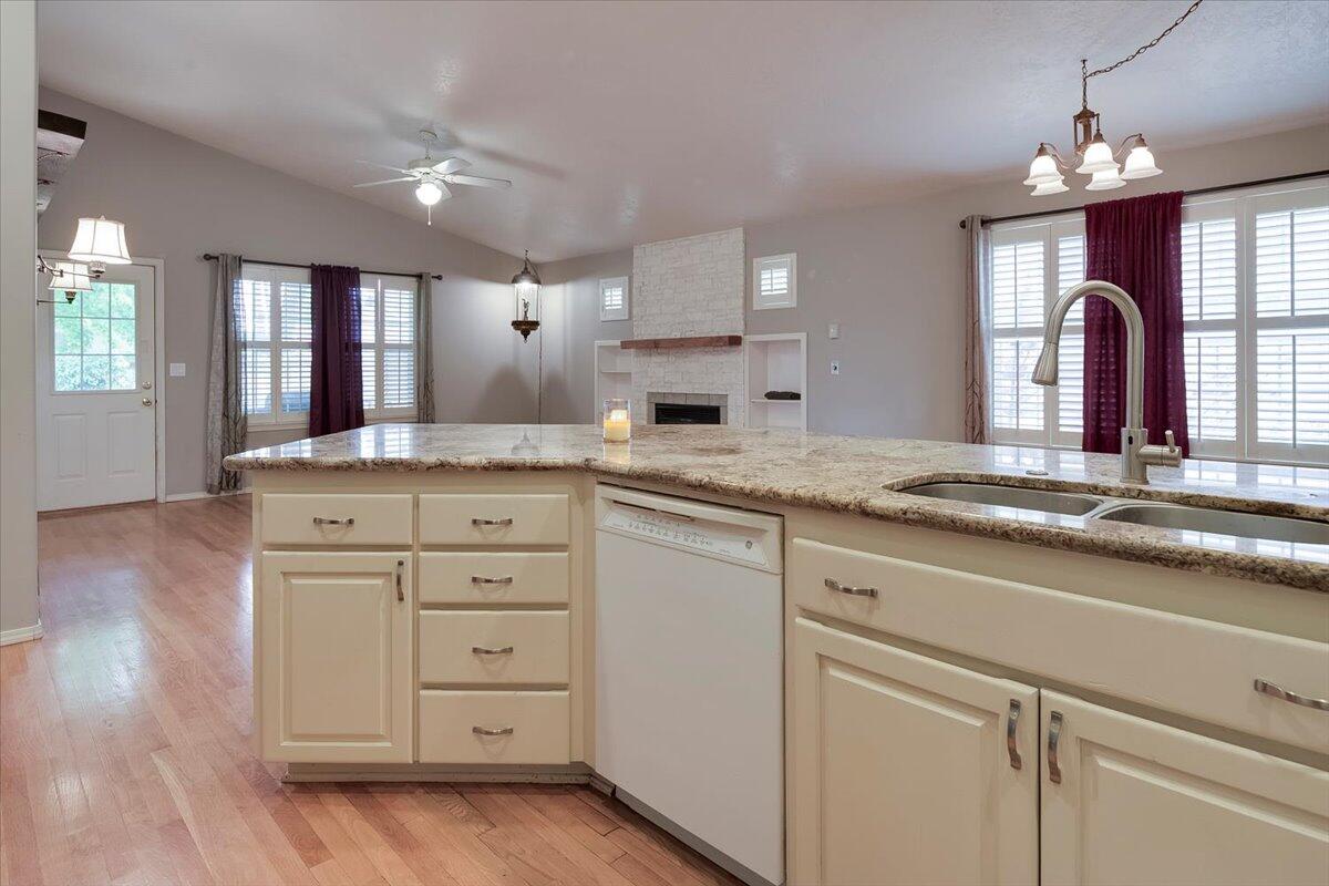 Stoneridge Terrace - Residential