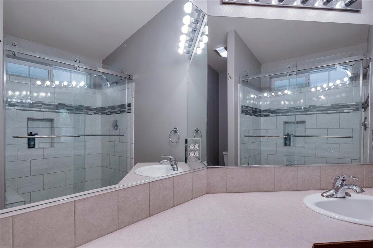 Stoneridge Terrace - Residential