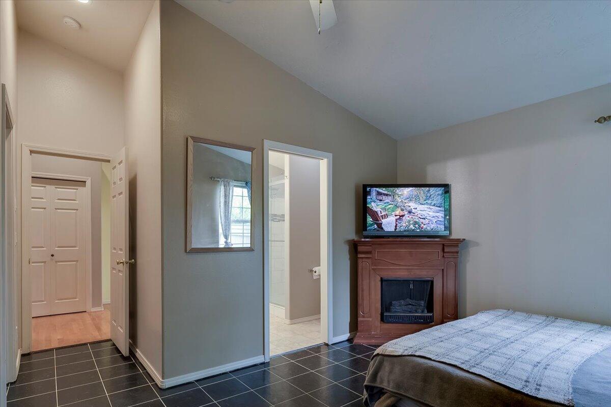 Stoneridge Terrace - Residential