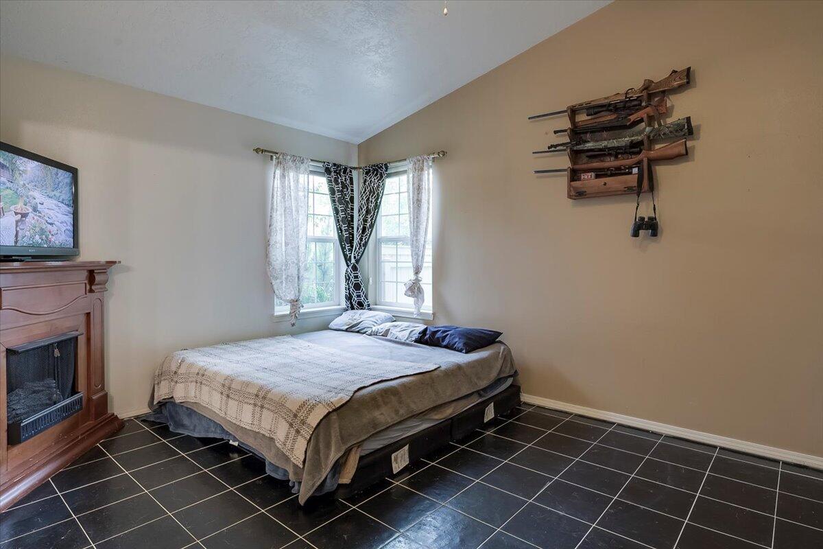 Stoneridge Terrace - Residential