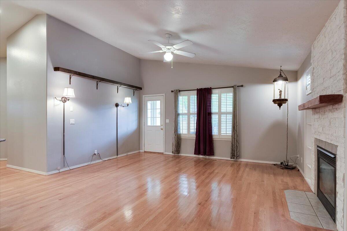 Stoneridge Terrace - Residential