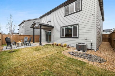 Tiny photo for 21512 SE Etna Place, Bend, OR 97702 (MLS # 220217352)