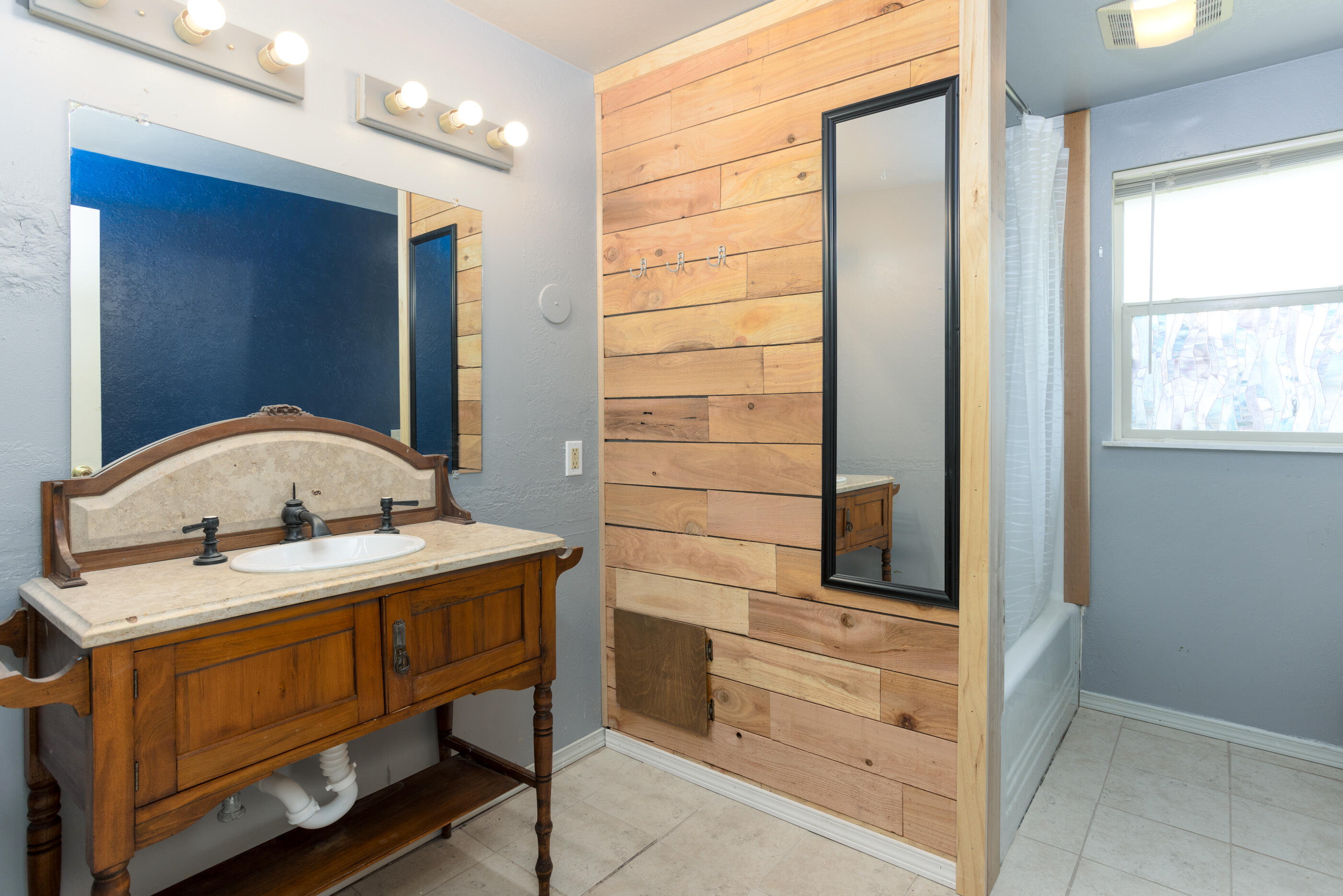 Newsoms - Residential