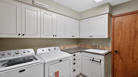 Tiny photo for 18203 Fadjur Lane, Sisters, OR 97759 (MLS # 220223207)