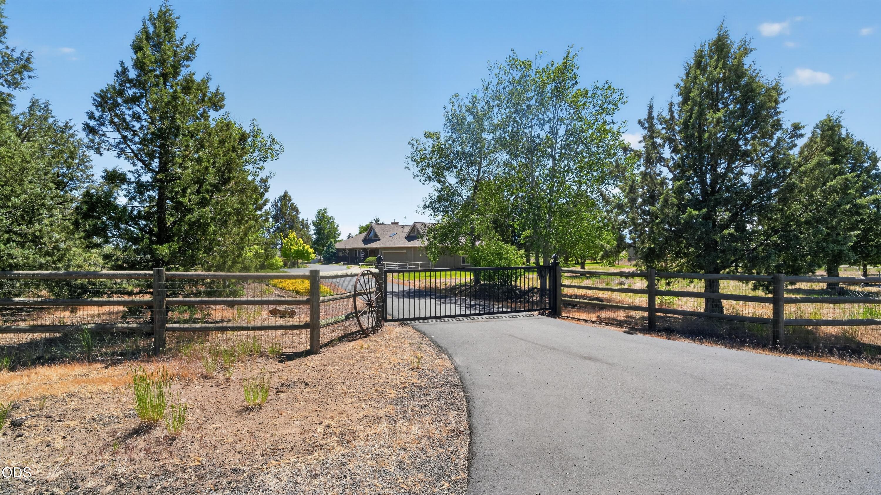 18203 Fadjur Lane