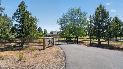 Tiny photo for 18203 Fadjur Lane, Sisters, OR 97759 (MLS # 220223207)