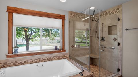 Tiny photo for 18203 Fadjur Lane, Sisters, OR 97759 (MLS # 220223207)