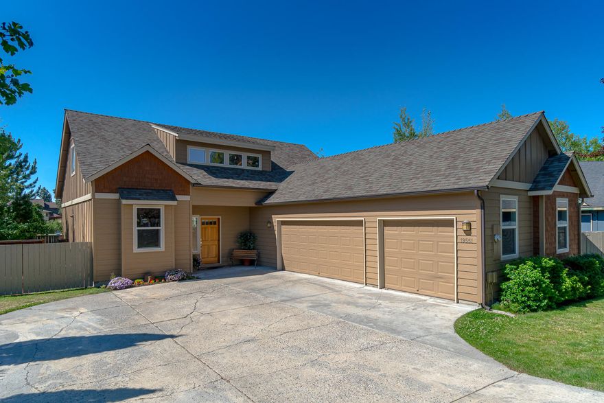 River Rim opportunity! Situated across from the meadow & away from Brookswood, this home is completely updated & renovated. Dramatic 2 story tall Great Room is stunning yet cozy w/a gas burning fireplace & timeless color palette. Adjoining Kitchen & Dining w/Quartz slab counters, subway tile backsplash & SS appliances. Spacious Master Ste w/great natural light. Newly remodeled bath features a floor to ceiling tile shower w/custom glass door, coordinating tile floor & modern dbl vanity. Powder bath w/wainscotting & rustic touches. Upstairs is two guest rooms separated by the open loft & full guest bath w/storage. 72 hr waterproof Laminate flooring in main living areas, plush carpet in bedrooms. Entertaining extends outdoors to lg deck & expansive lawn. Fully fenced, landscaped, sprinklers & room to run. Attached triple garage w/storage cabinetry, additional fenced area for boat/small RV. Nothing left to upgrade here - all new paint outside too. Low HOA, desirable amenities & location!