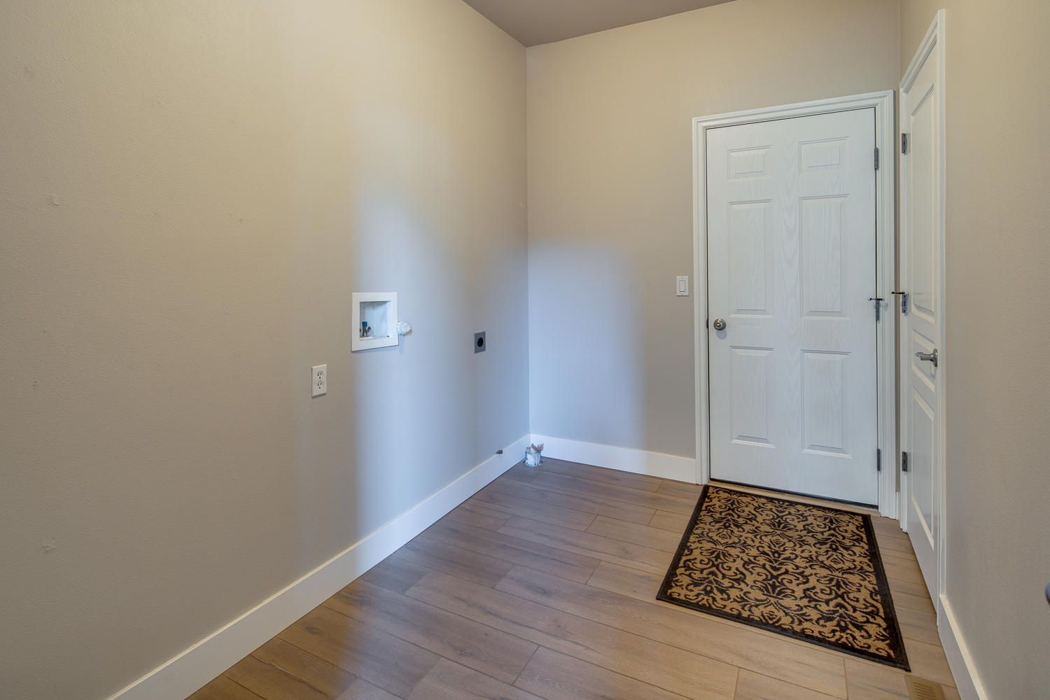 River Rim - Residential