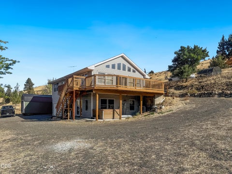 Photo of 645 N Washington Street, Prairie City, OR 97869 (MLS # 220229329)