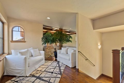 Tiny photo for 16465 Suntree Lane, Sisters, OR 97759 (MLS # 220203639)