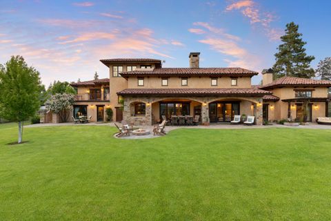Tiny photo for 16465 Suntree Lane, Sisters, OR 97759 (MLS # 220203639)