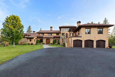 Tiny photo for 16465 Suntree Lane, Sisters, OR 97759 (MLS # 220203639)