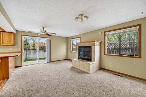 Tiny photo for 2747 SW 23rd Street, Redmond, OR 97756 (MLS # 220219402)