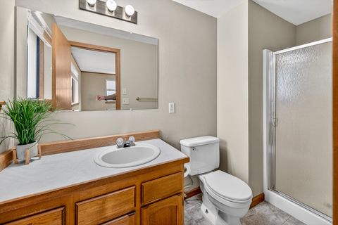 Tiny photo for 2747 SW 23rd Street, Redmond, OR 97756 (MLS # 220219402)
