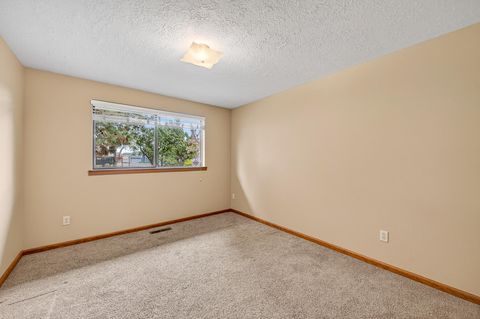 Tiny photo for 2747 SW 23rd Street, Redmond, OR 97756 (MLS # 220219402)