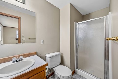 Tiny photo for 2747 SW 23rd Street, Redmond, OR 97756 (MLS # 220219402)