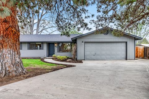 Tiny photo for 2747 SW 23rd Street, Redmond, OR 97756 (MLS # 220219402)