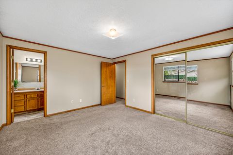 Tiny photo for 2747 SW 23rd Street, Redmond, OR 97756 (MLS # 220219402)