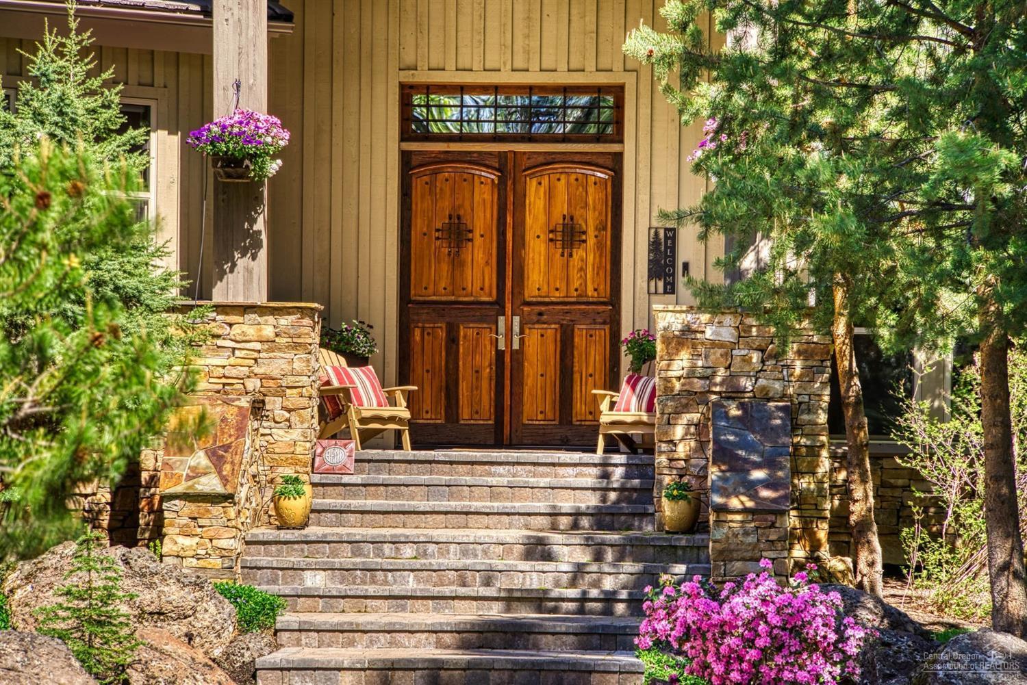 Broken Top - Residential