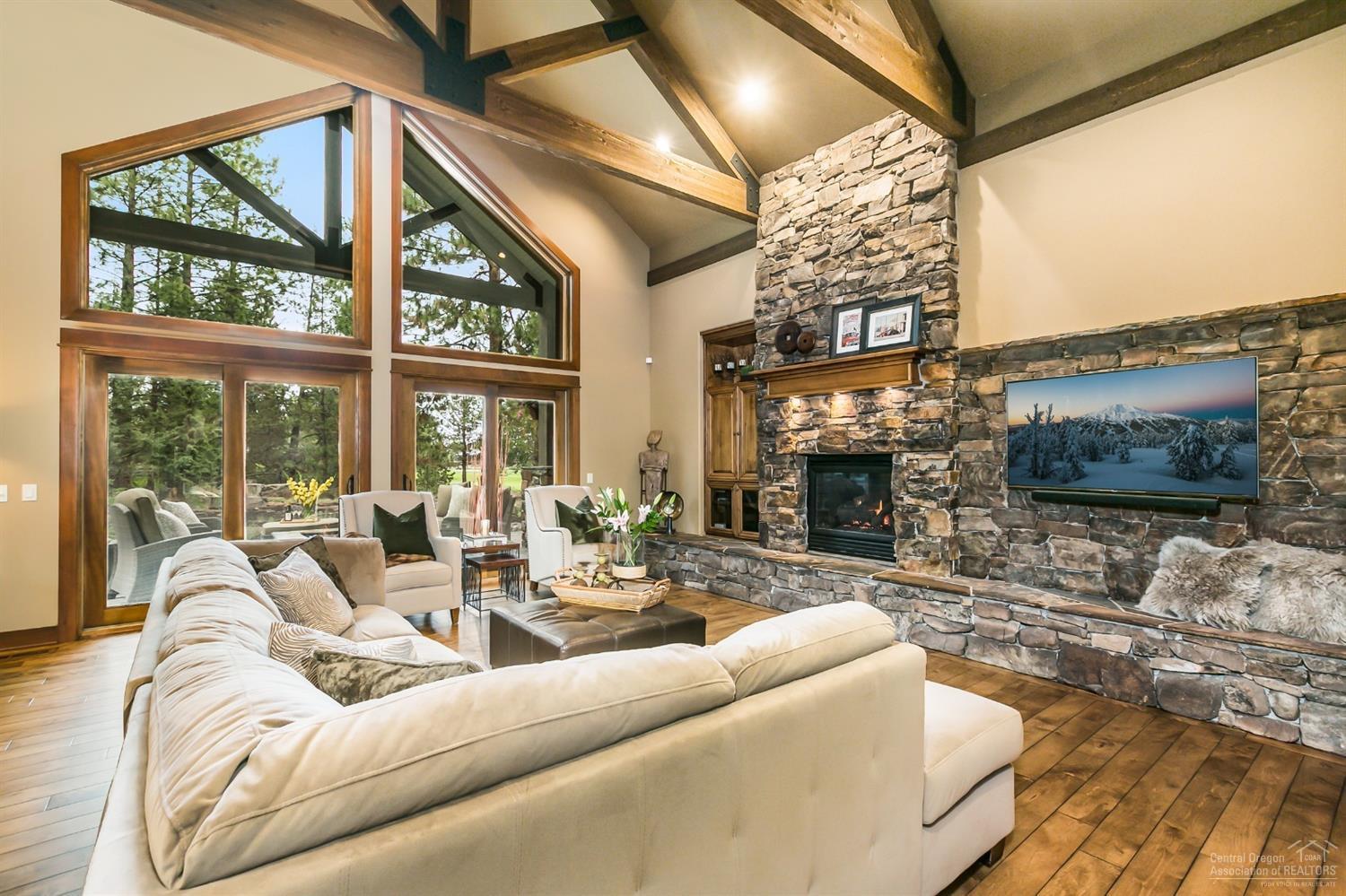 Broken Top - Residential