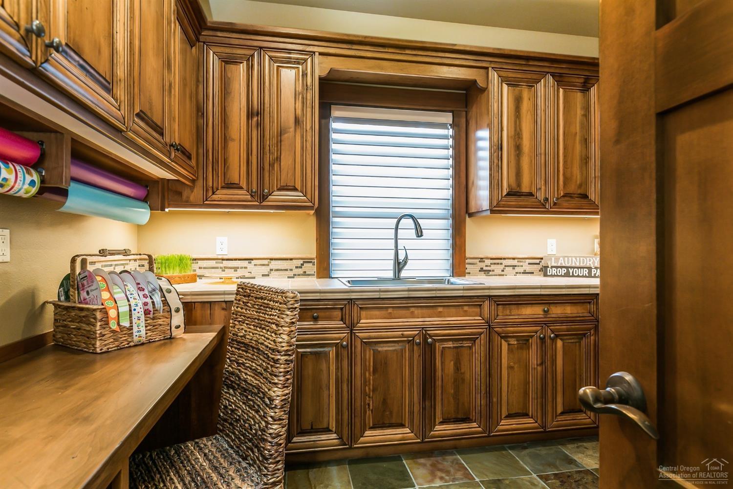 Broken Top - Residential