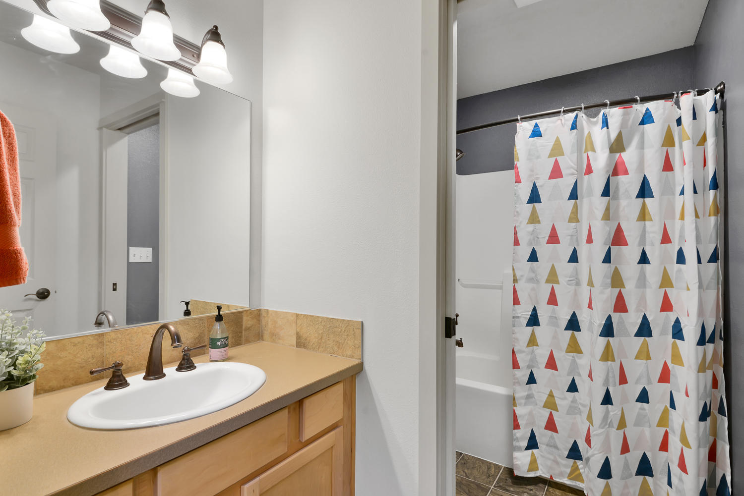 Elk Ridge Condo - Residential