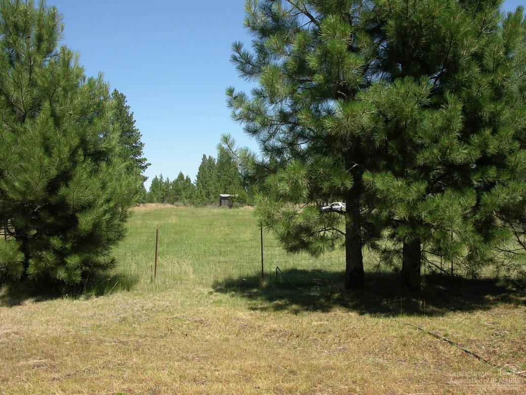 Deschutes RiverWoods - Land