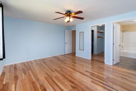 Tiny photo for 623 SE Conifer Court, Madras, OR 97741 (MLS # 220200394)
