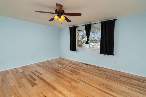 Tiny photo for 623 SE Conifer Court, Madras, OR 97741 (MLS # 220200394)