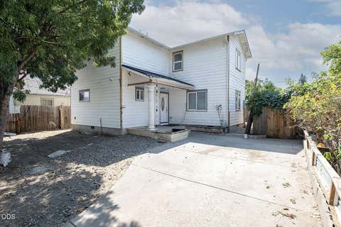 Photo of 841 W 11th Street, Medford, OR 97501 (MLS # 220226945)