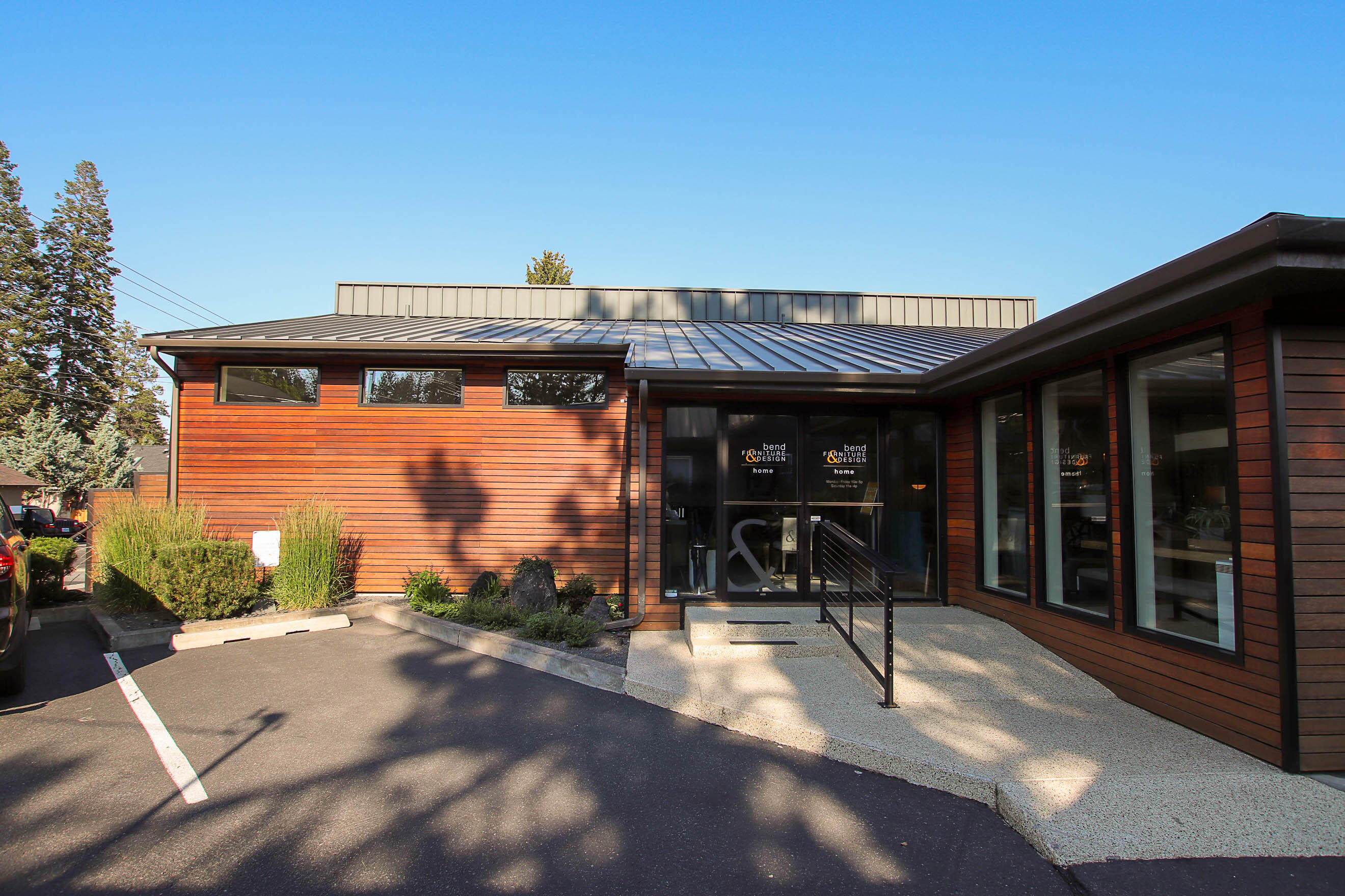 CLAB - Commercial Sale