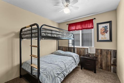 Tiny photo for 12416 SE Vista Loop, Prineville, OR 97754 (MLS # 220219987)