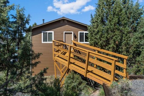 Tiny photo for 12416 SE Vista Loop, Prineville, OR 97754 (MLS # 220219987)