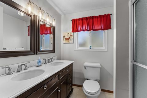 Tiny photo for 12416 SE Vista Loop, Prineville, OR 97754 (MLS # 220219987)