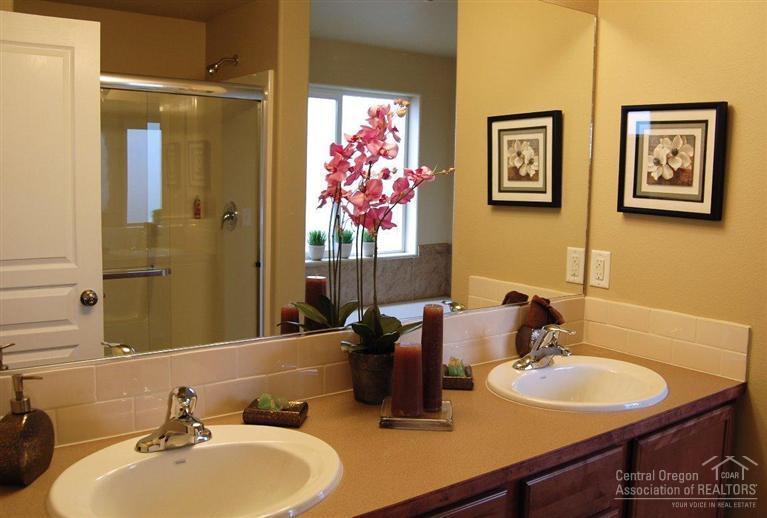 Village Pointe - Residential