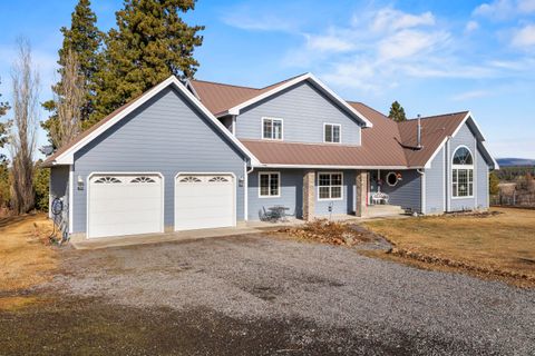 Tiny photo for 44220 Cowboy Hill Lane, Chiloquin, OR 97624 (MLS # 220215179)