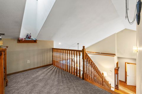 Tiny photo for 44220 Cowboy Hill Lane, Chiloquin, OR 97624 (MLS # 220215179)