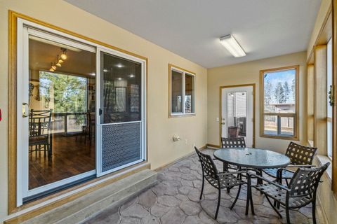 Tiny photo for 44220 Cowboy Hill Lane, Chiloquin, OR 97624 (MLS # 220215179)