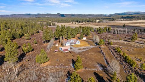 Tiny photo for 44220 Cowboy Hill Lane, Chiloquin, OR 97624 (MLS # 220215179)