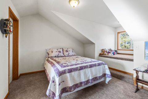 Tiny photo for 44220 Cowboy Hill Lane, Chiloquin, OR 97624 (MLS # 220215179)