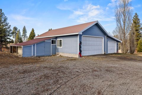 Tiny photo for 44220 Cowboy Hill Lane, Chiloquin, OR 97624 (MLS # 220215179)