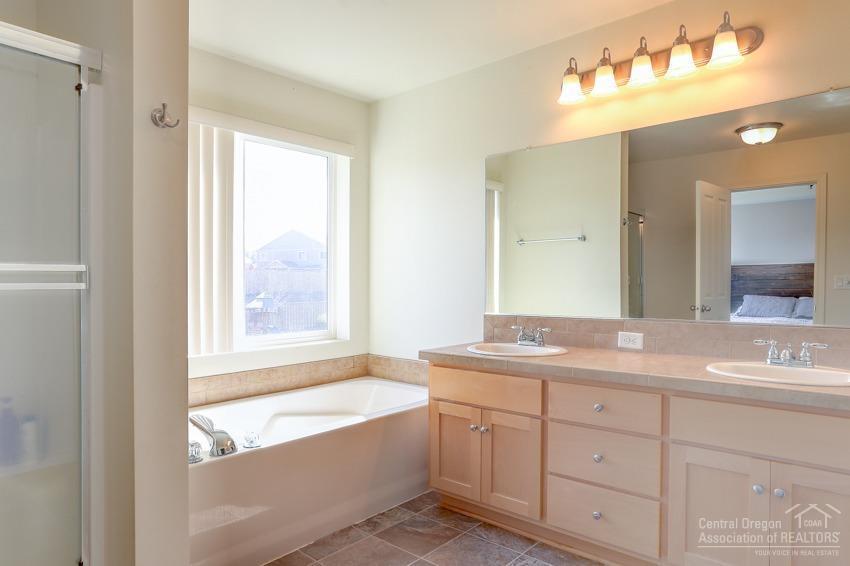 Summit Crest - Residential