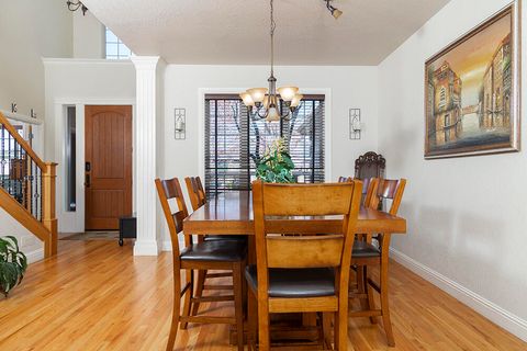 Tiny photo for 964 Pumpkin Ridge Drive, Eagle Point, OR 97524 (MLS # 220211542)