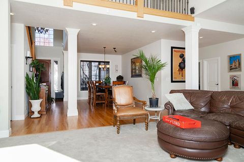 Tiny photo for 964 Pumpkin Ridge Drive, Eagle Point, OR 97524 (MLS # 220211542)