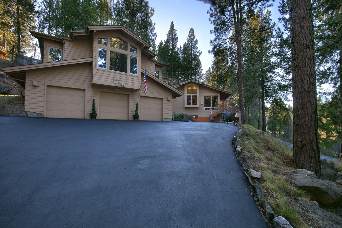 River Bluff Estate - Residential