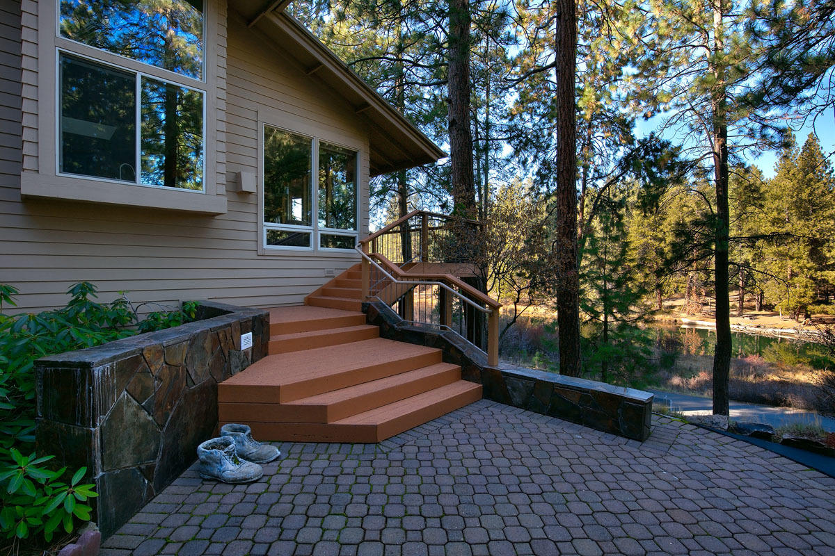 River Bluff Estate - Residential