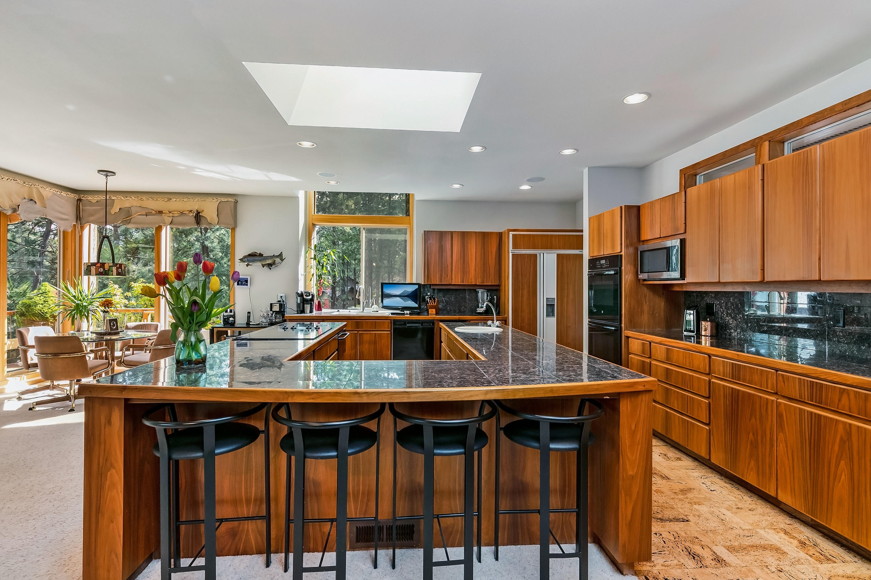 River Bluff Estate - Residential